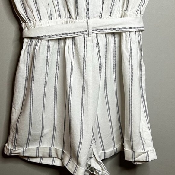 NWT Vero Moda Linen Blend Romper Womens Striped White Gray Sleeveless Size M - Picture 5 of 5